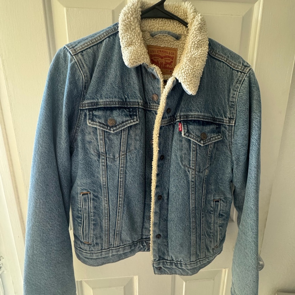 Levi's Light Blue Denim Jacket with Sherpa Collar